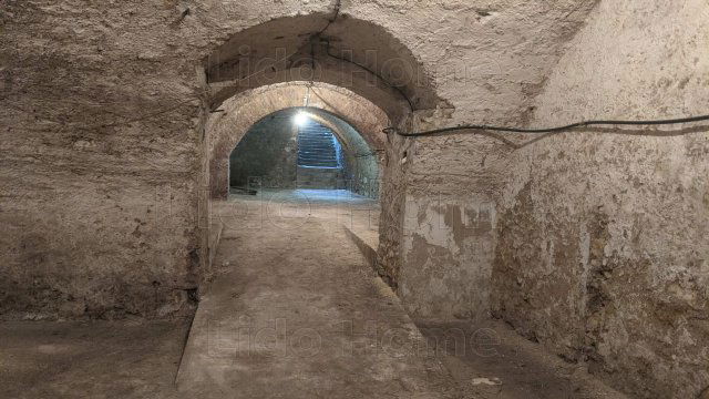 Kiadó üzlethelyiség, Tapolcán 85 E Ft / hó