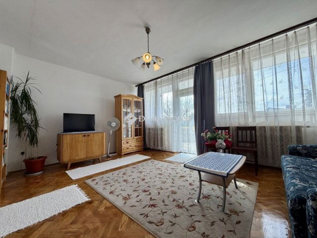 Eladó téglalakás, Balatonfüreden 99 M Ft, 5 szobás