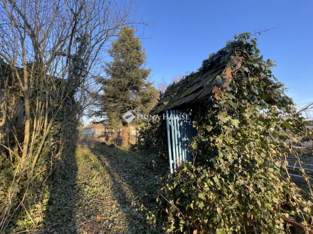 Eladó családi ház, Csipkereken 7 M Ft, 1 szobás