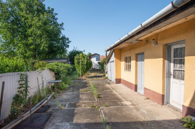 Eladó családi ház, Miskolcon, Futó utcában 29 M Ft, 2 szobás