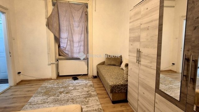 Eladó téglalakás, Budapesten, VIII. kerületben 66 M Ft, 2 szobás