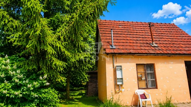 Eladó nyaraló, Miskolcon 2.8 M Ft, 1 szobás
