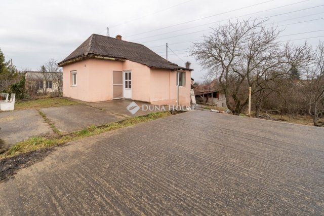Eladó családi ház, Miskolcon 17.999 M Ft, 1 szobás