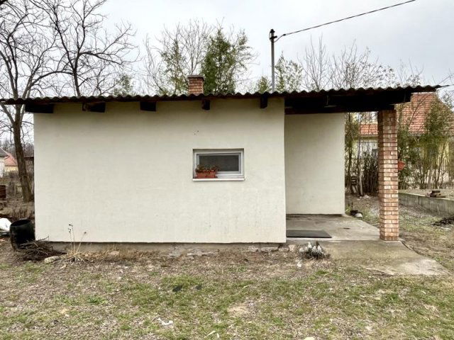 Eladó családi ház, Szentmártonkátán 19.9 M Ft, 1+1 szobás