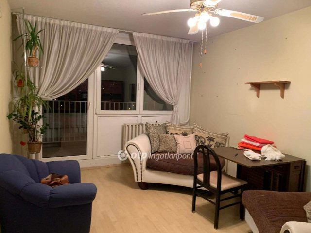 Eladó panellakás, Budapesten, III. kerületben 64.9 M Ft