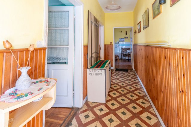 Eladó családi ház, Sárszentágotán 29.9 M Ft, 2 szobás