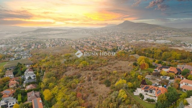 Eladó telek, Ürömön 130 M Ft / költözzbe.hu