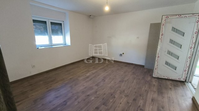 Eladó téglalakás, Dunakeszin 36.9 M Ft, 2 szobás