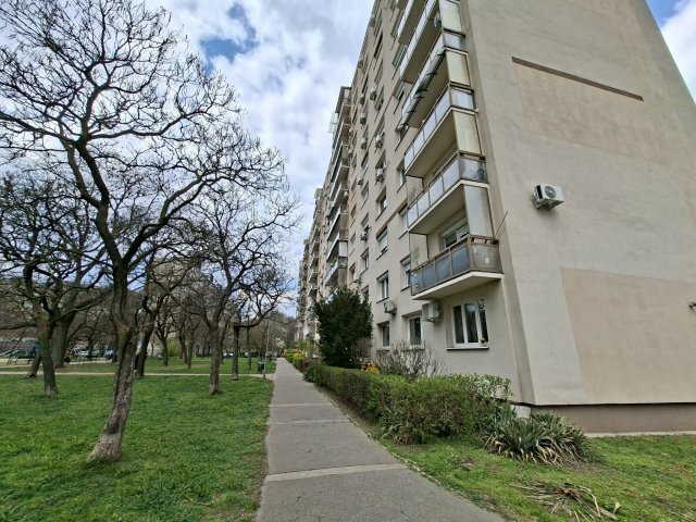 Eladó panellakás, Budapesten, XV. kerületben 65.9 M Ft