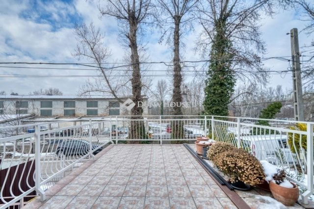 Eladó családi ház, Dunaharasztin 139.9 M Ft, 5 szobás