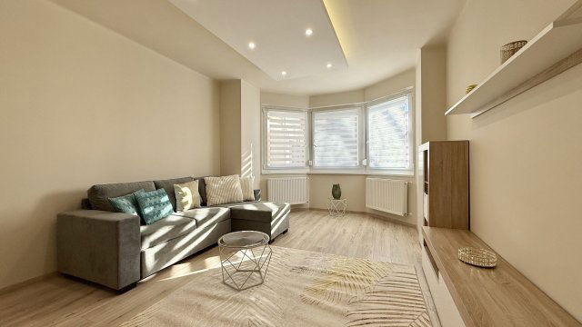 Kiadó téglalakás, albérlet, Debrecenben 350 E Ft / hó, 3 szobás