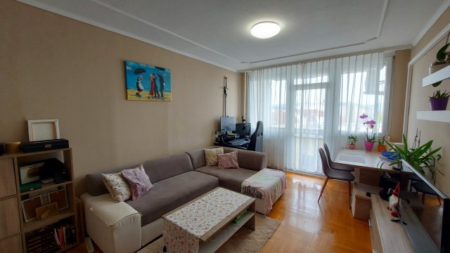 Eladó panellakás, Budapesten, IV. kerületben, Aradi utcában