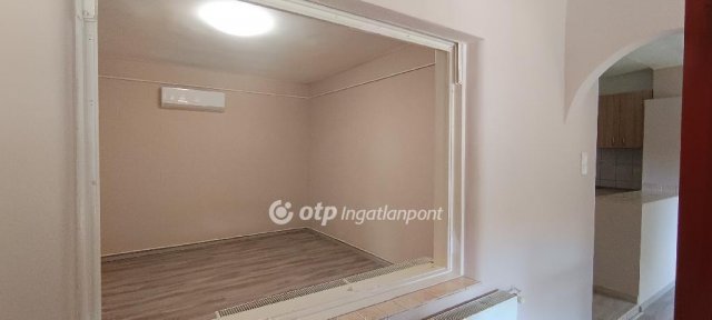 Eladó családi ház, Dömsödön 49.9 M Ft, 1+3 szobás