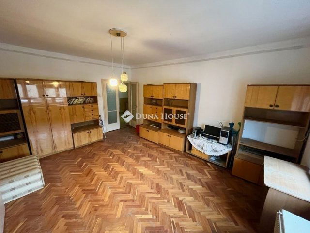 Eladó családi ház, Egerben 39.9 M Ft, 3 szobás