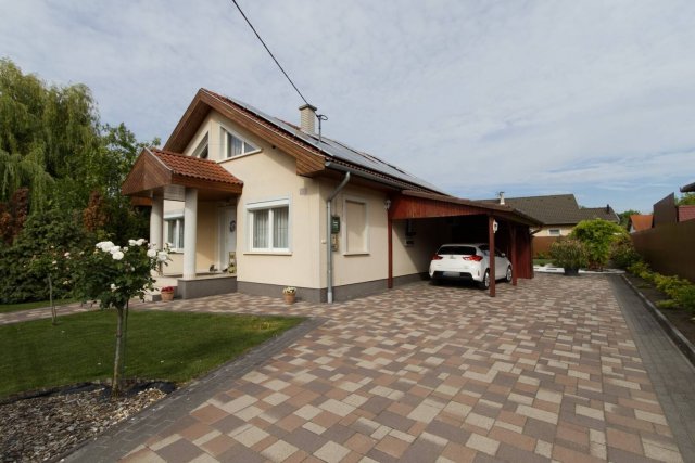 Eladó családi ház, Albertirsán 109.99 M Ft, 4 szobás