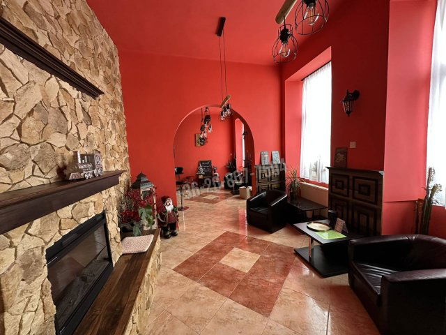 Eladó ipari ingatlan, Egerben 210 M Ft, 4 szobás