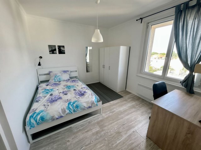 Kiadó téglalakás, albérlet, Debrecenben 270 E Ft / hó, 3 szobás