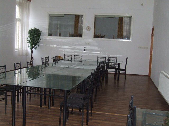 Kiadó ipari ingatlan, Gyulán, Béke sugárúton 440 E Ft / hó