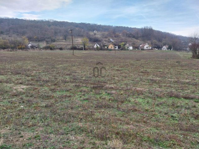 Eladó mezogazdasagi ingatlan, Szekszárdon 6.7 M Ft