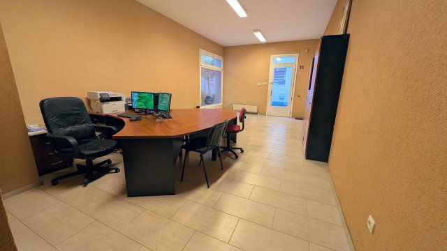 Eladó iroda, Kecskeméten 52 M Ft, 1 szobás / költözzbe.hu