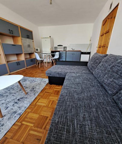 Kiadó téglalakás, albérlet, Debrecenben 180 E Ft / hó, 2 szobás