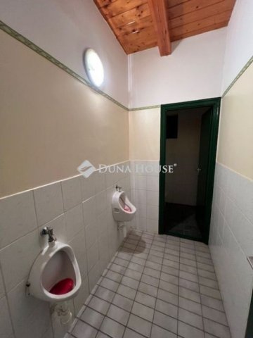 Eladó családi ház, Pilisen 139.9 M Ft, 3 szobás