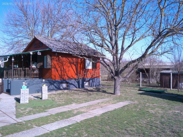 Eladó családi ház, Tápiószentmártonon 17.9 M Ft, 3 szobás