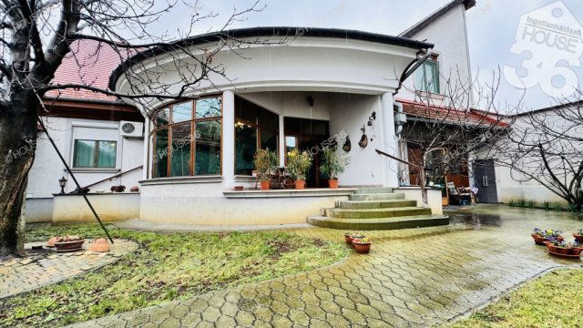 Eladó családi ház, Kecskeméten 214.9 M Ft, 5 szobás