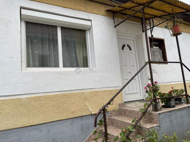 Eladó családi ház, Isztiméren 39.9 M Ft, 4 szobás