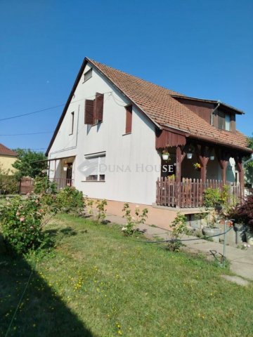 Eladó családi ház, Baján, Szondi utcában 79.9 M Ft, 4 szobás