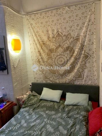 Eladó téglalakás, Budapesten, VIII. kerületben 66 M Ft, 3 szobás