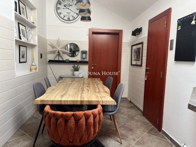 Eladó családi ház, Budapesten, XXI. kerületben 193 M Ft