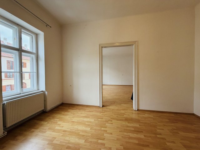 Kiadó téglalakás, albérlet, Győrött 140 E Ft / hó, 2 szobás