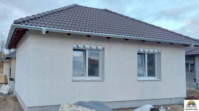 Eladó ikerház, Vasadon 71.9 M Ft, 4 szobás / költözzbe.hu