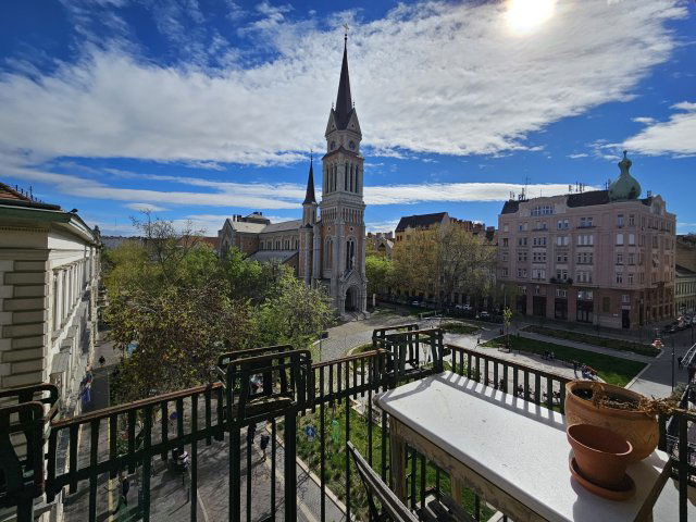 Eladó téglalakás, Budapesten, IX. kerületben 120 M Ft, 2 szobás