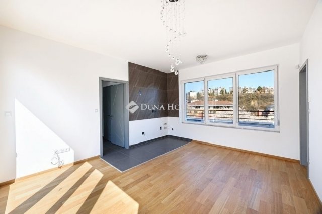 Eladó téglalakás, Budapesten, II. kerületben 79.9 M Ft, 2 szobás