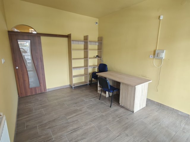 Eladó üzlethelyiség, Keszthelyen 26 M Ft, 1 szobás