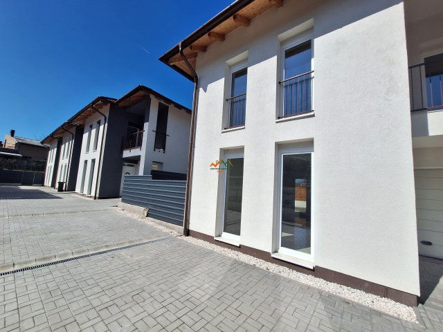 Eladó sorház, Szigetszentmiklóson 89.9 M Ft, 4 szobás