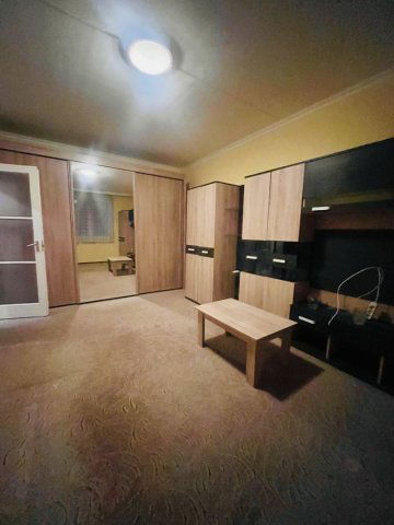 Eladó panellakás, Mosonmagyaróváron 35.9 M Ft, 2 szobás