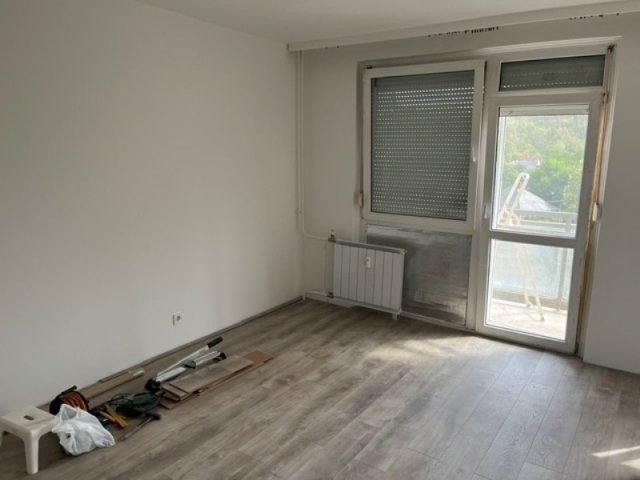 Kiadó panellakás, albérlet, Miskolcon 100 E Ft / hó, 1 szobás