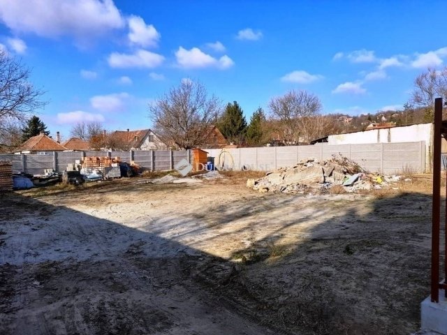 Eladó ikerház, Gödöllőn 112.5 M Ft, 4 szobás