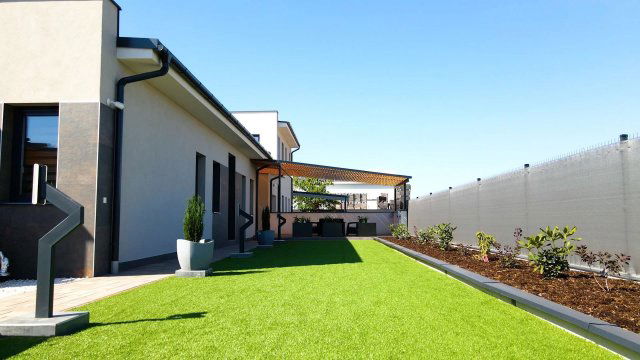 Eladó ikerház, Nyíregyházán 82.99 M Ft, 4 szobás