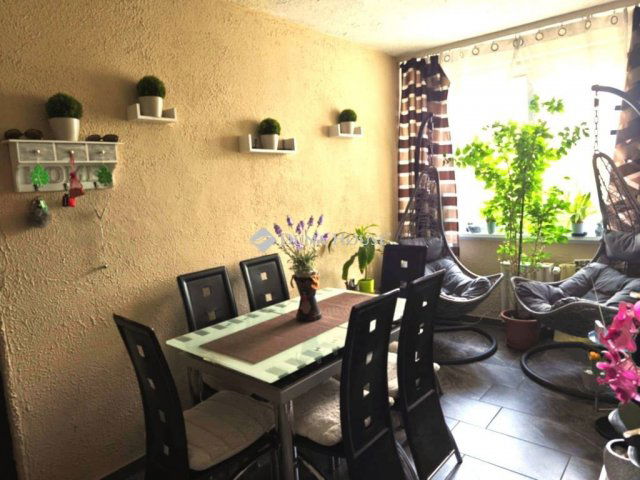 Eladó panellakás, Szegeden 69 M Ft, 3 szobás