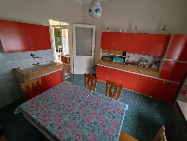 Eladó családi ház, Zalaszentgróton 36.9 M Ft, 2 szobás