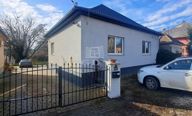 Eladó családi ház, Tabajdon 79 M Ft, 4 szobás