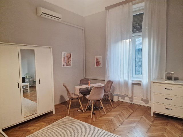 Kiadó téglalakás, albérlet, VI. kerületben, Rózsa utcában