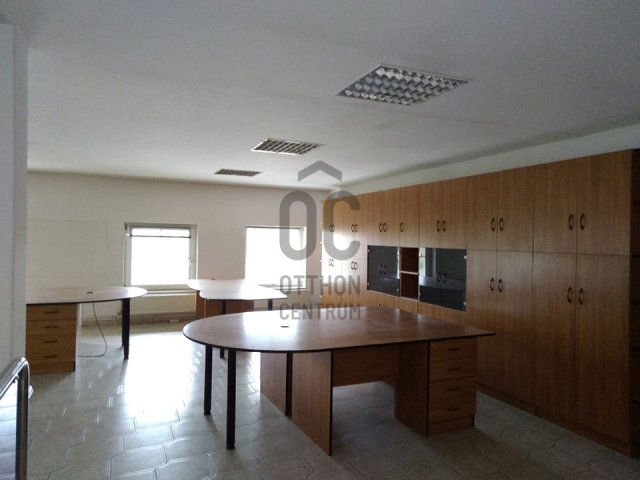 Kiadó ipari ingatlan, Kocson 150 E Ft / hó / költözzbe.hu