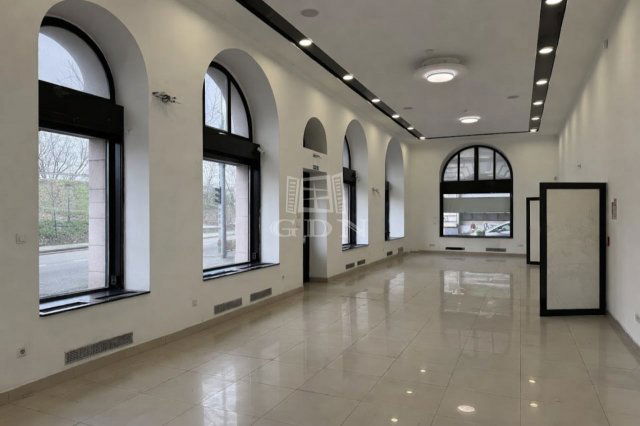 Eladó üzlethelyiség, Budapesten, VI. kerületben 199.9 M Ft
