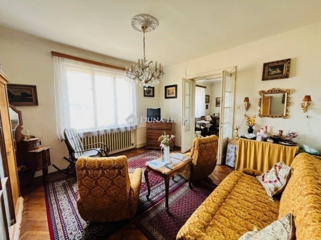 Eladó családi ház, Budapesten, XXI. kerületben 87.5 M Ft