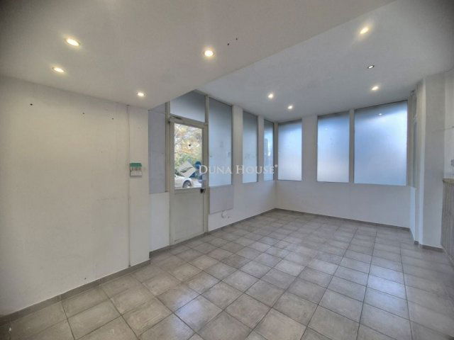 Eladó üzlethelyiség, Budapesten, III. kerületben 26.5 M Ft